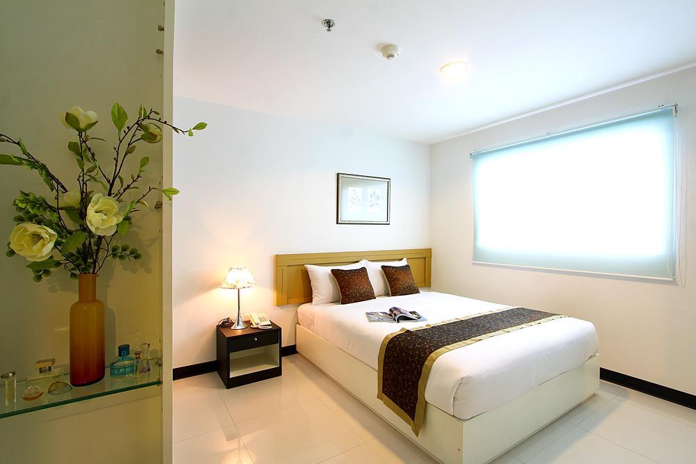 بانكوك Laurel Suite الغرفة الصورة